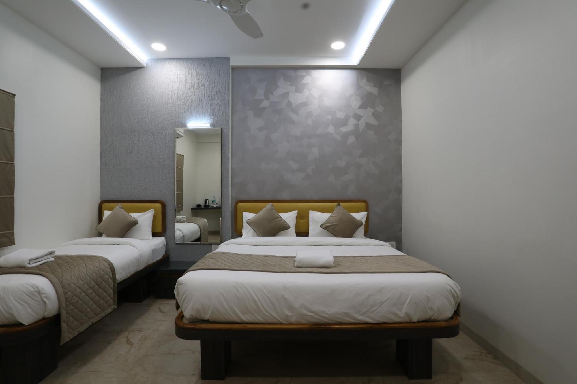 Hotel Ajinkya Palace Aurangabad  Zewnętrze zdjęcie